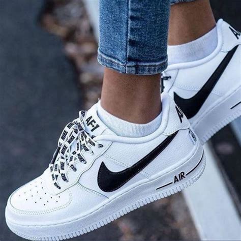 air force 1 mit vielen nike zeichen|nike air force 1 schuh.